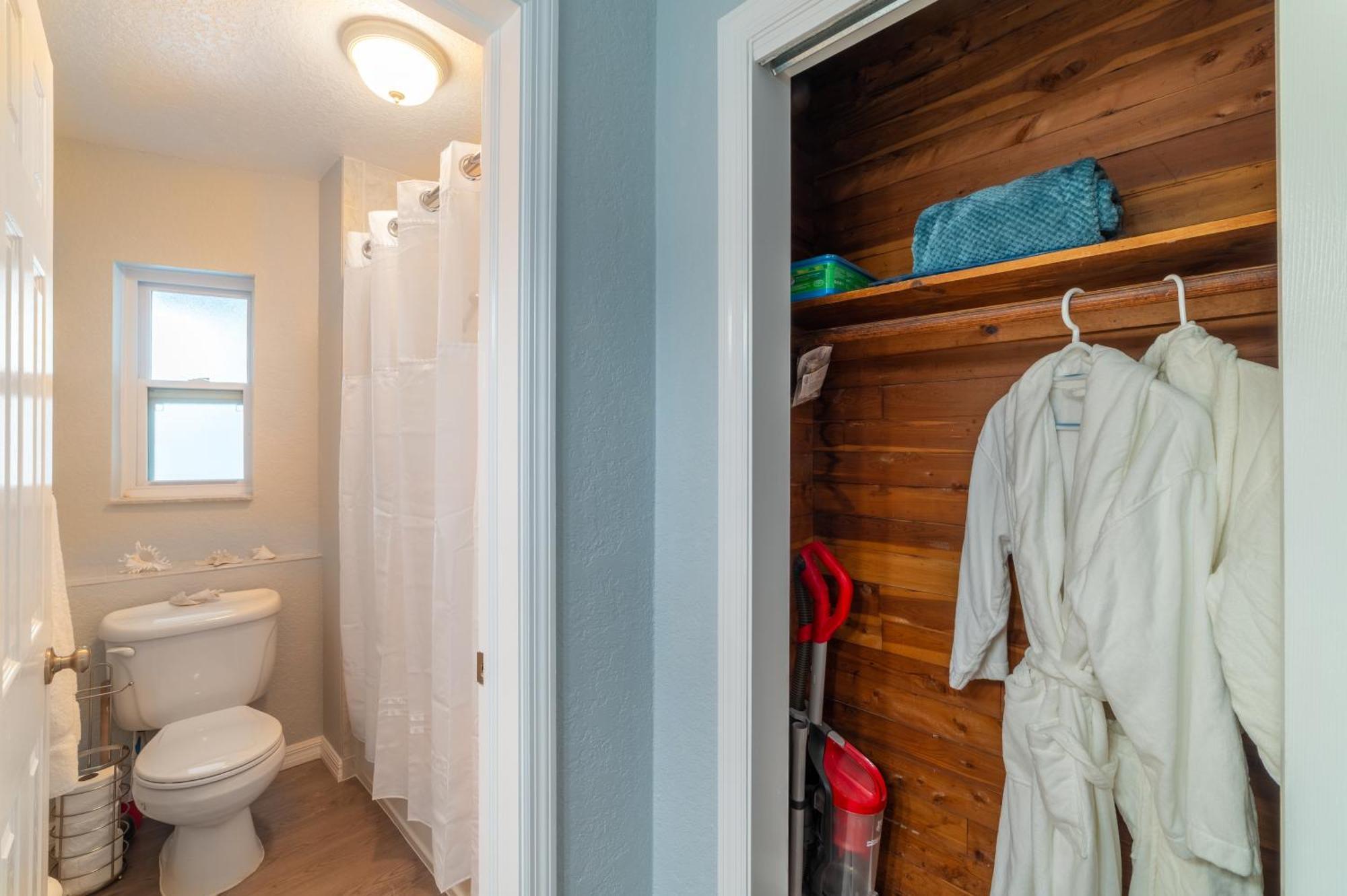 102-Tiny Treasure-Waterfront With Heated Pool Apartment St. Pete Beach Ngoại thất bức ảnh